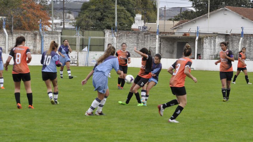 Este Sábado se jugara la fecha suspendida el pasado Domingo del fútbol femenino