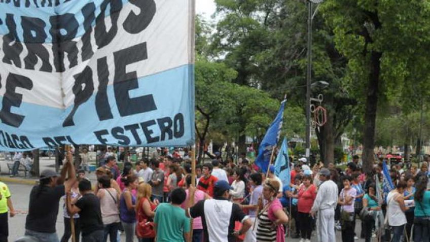Convocarán a movimientos sociales a una mesa de diálogo para frenar las protestas