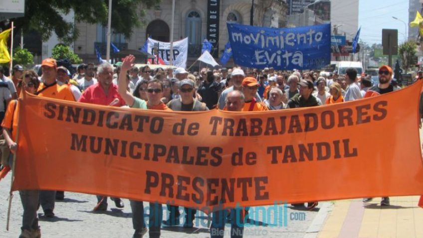 Los trabajadores municipales se suman al paro del 25