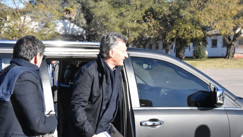 Fugaz y hermética visita de Macri y Vidal a Tandil