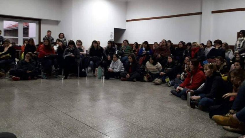 "Defendiendo la Educación Pública de Calidad"