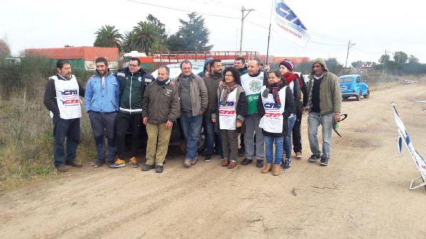 Camioneros de Tandil y la zona bloquearon empresa en Rauch