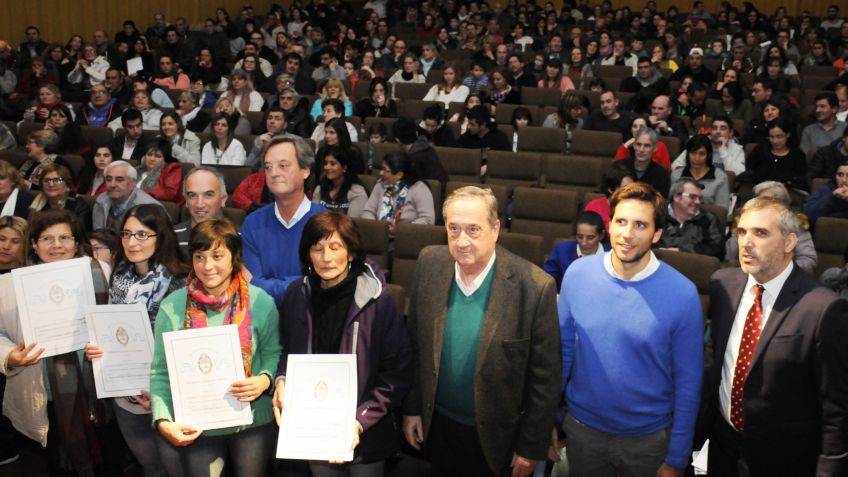 Provincia y Municipio entregaron más de 400 escrituras a vecinos