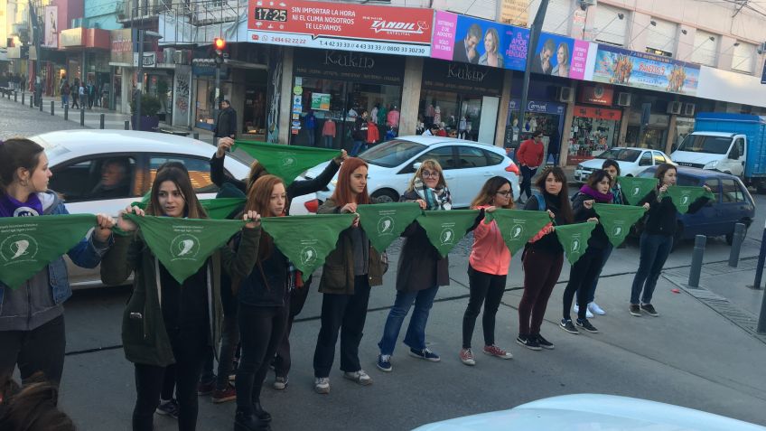 El "Pañuelazo Federal" también se replicó en Tandil