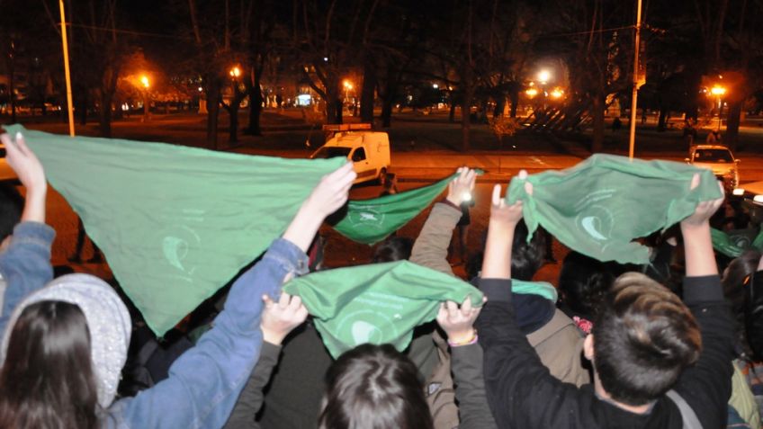 La vigilia por la ley de aborto se replica en Tandil