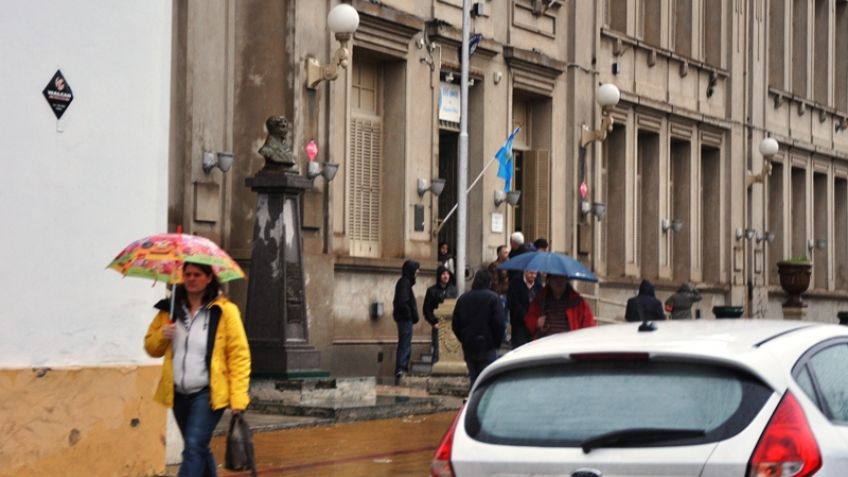 Se suspenden las clases en los turnos tarde y noche