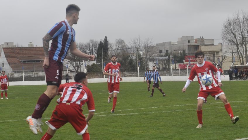 Independiente y el Deportivo Tandil derrotaron a sus rivales y se enfrentaran el próximo sábado en la final
