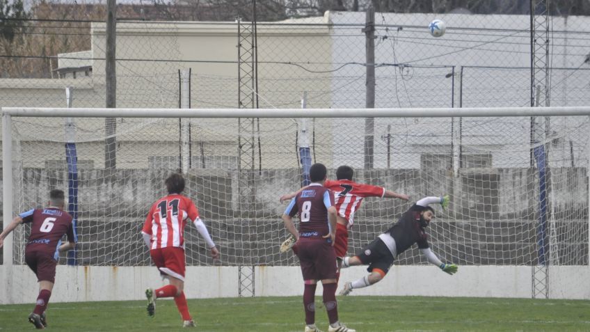 Independiente y el Deportivo Tandil derrotaron a sus rivales y se enfrentaran el próximo sábado en la final