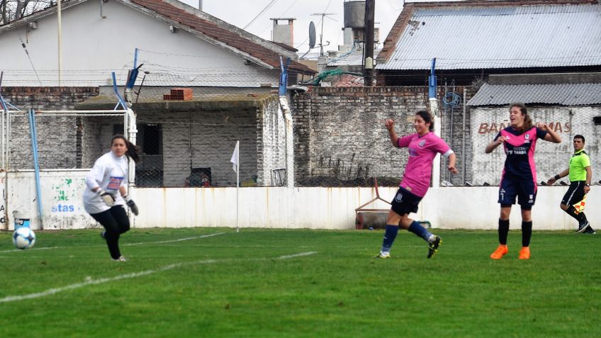 Una nueva victoria del seleccionado Tandilense de fútbol femenino sobre el Partido de la Costa por 3 a 1 