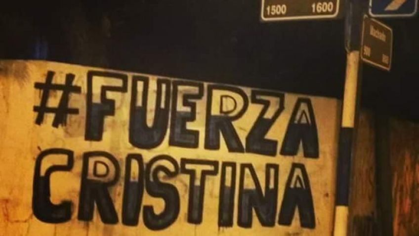 Aparecieron pintadas en apoyo a Cristina Fernández
