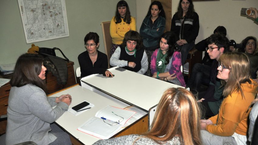 Tras el cruce con la Jefatura Distrital, el Encuentro de Mujeres se hace