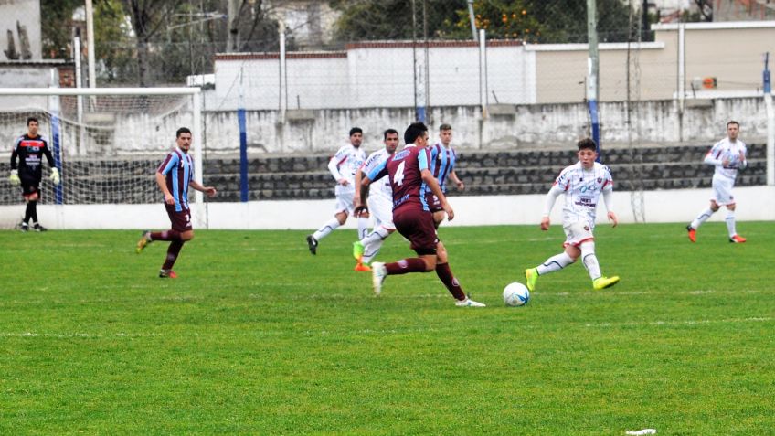 Independiente se quedó con la final en el Estadio San Martin