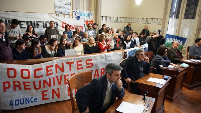 "Los custodios de Vidal no toleran que expresemos la preocupación por la educación pública"