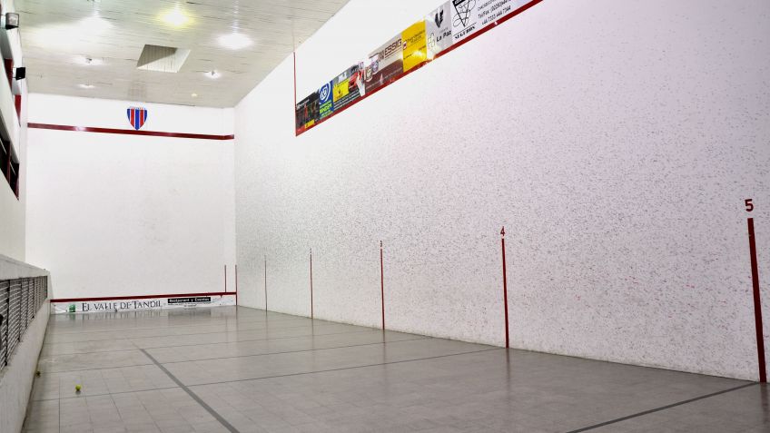 Pelota Paleta de primer nivel en Ferro