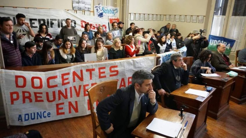 "El PJ Tandil repudia el brutal ajuste presupuestario al sistema educativo"