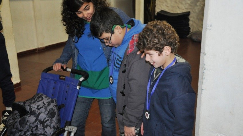 Los chicos de ATAD realizaron una actividad recreativa en Ferro