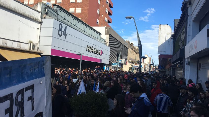 Se realizó un nuevo festival por "condiciones edilicias dignas"