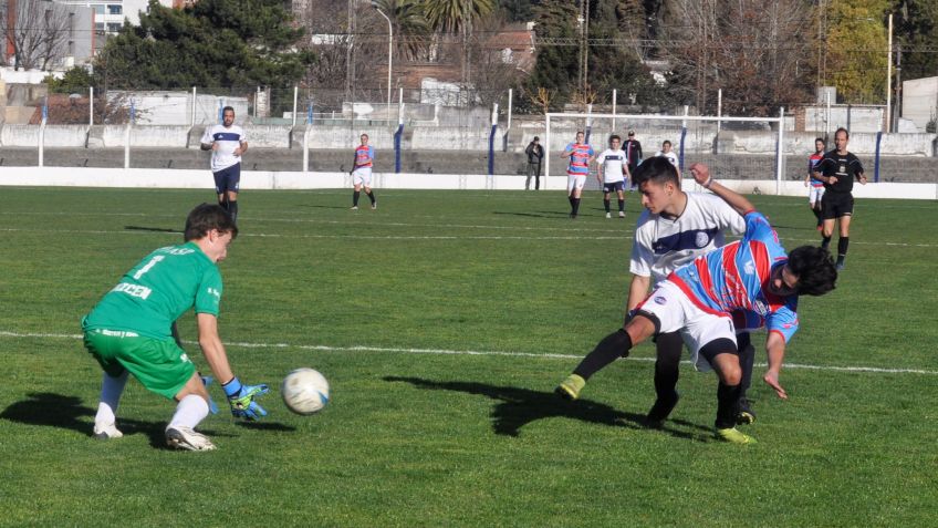 En la tarde de domingo se jugó la segunda fecha de la URD