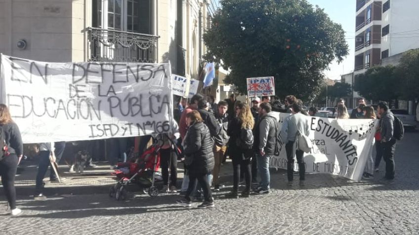 "La desidia en educación nos hace tener que ocupar la calle"