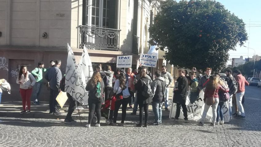 "La desidia en educación nos hace tener que ocupar la calle"