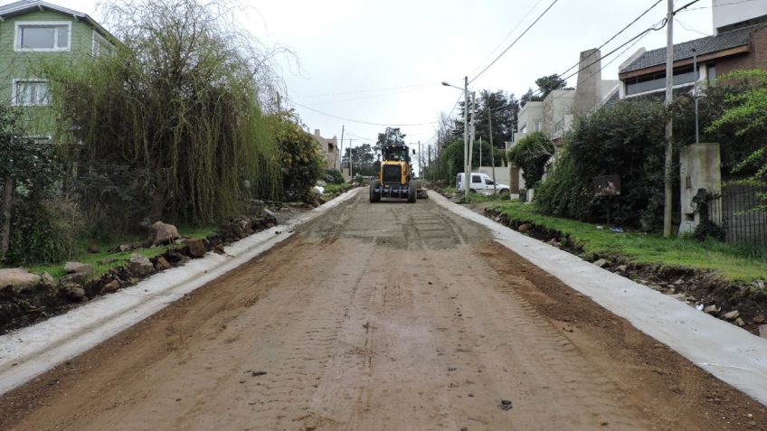 Avanza la construcción de cordón cuneta en la zona de Villa del Parque