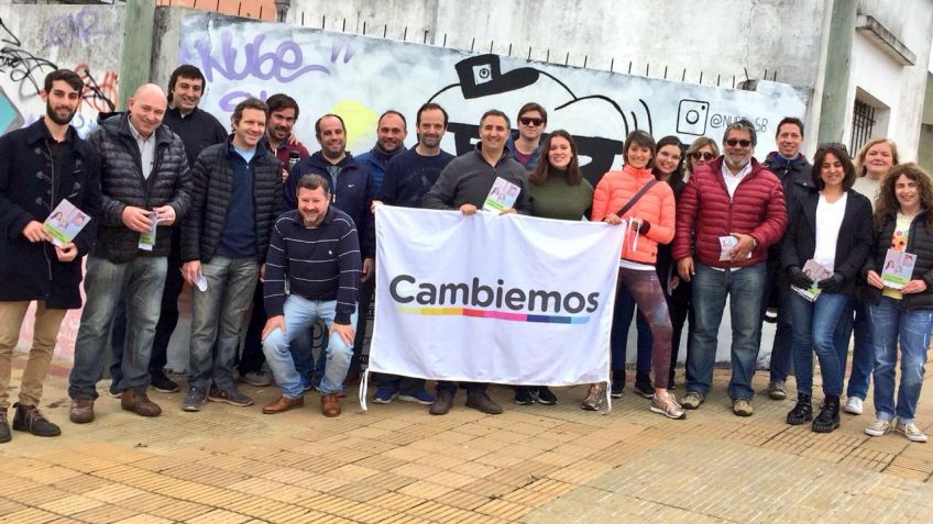 Cambiemos salió a "timbrear"