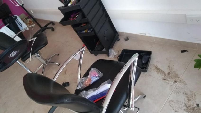 Robaron elementos de trabajo de una peluquería