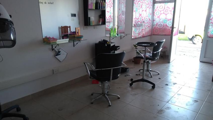 Robaron elementos de trabajo de una peluquería