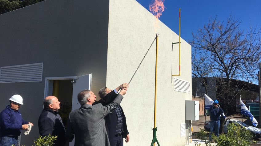 Camuzzi inauguró nuevas obras de refuerzo para la red de gas