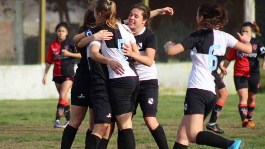 Programaron para el domingo la final del fútbol femenino