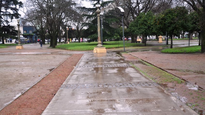 Jueves con lluvias
