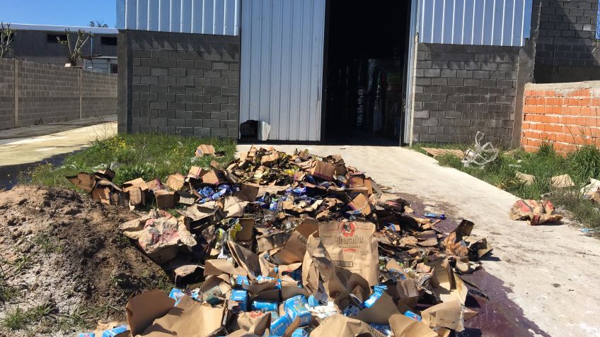 Robaron e incendiaron un galpón sobre Ruta 30