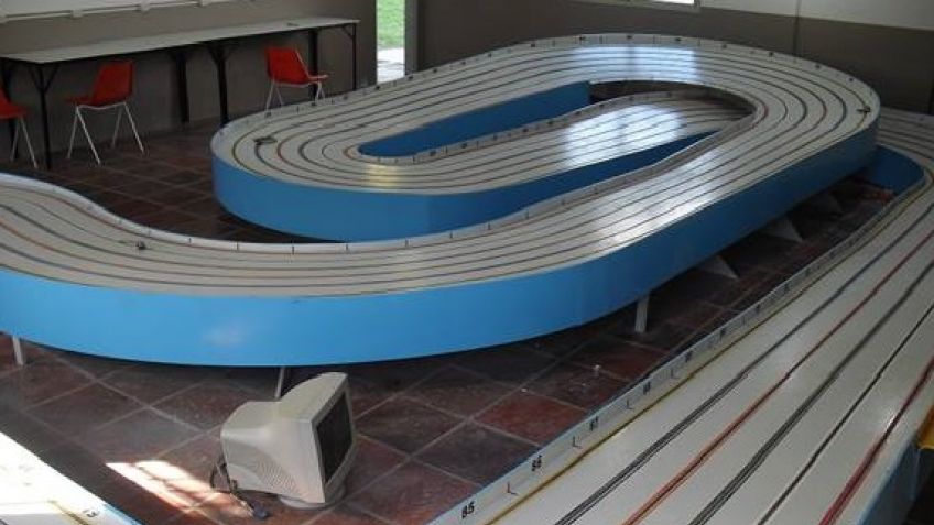 SLOT CARS, circuito JORGE SALVADÓ. Sociedad de Fomento B° Metalúrgico: Cardiel y Martín García