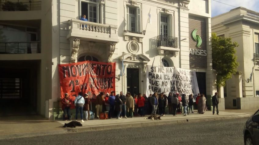 La agrupación de Altamirano bloqueó el acceso a ANSES