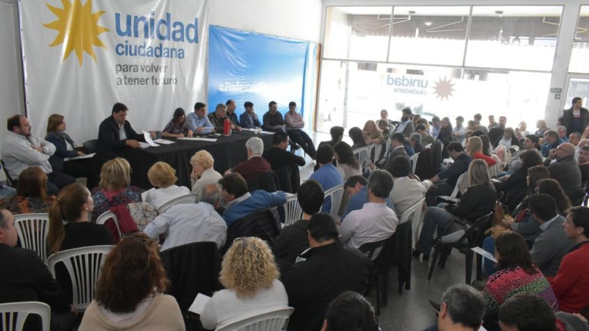 Intendentes, Legisladores y Concejales de UC de la quinta sección se reunieron en Tandil