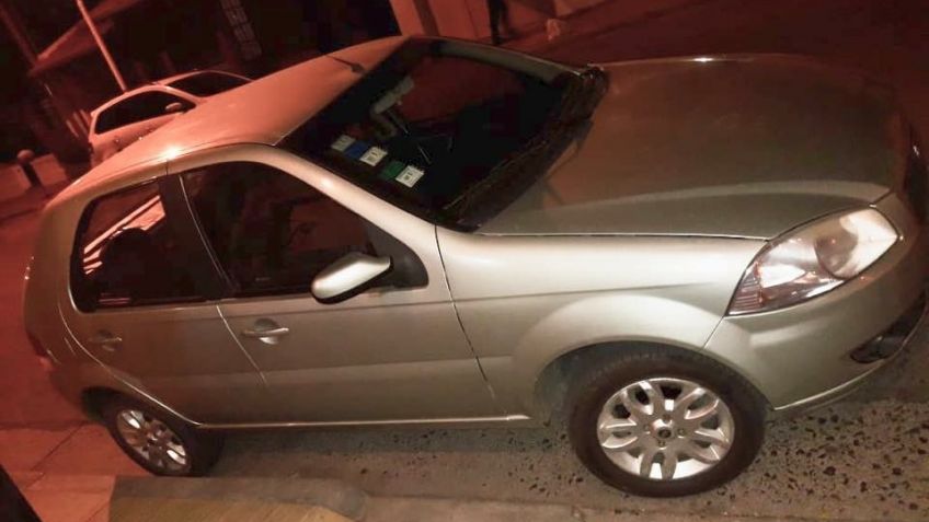 Buscan a un joven cuyo auto apareció con rastros de haber sido incendiado