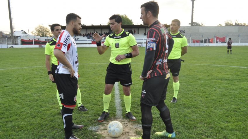 Independiente y Juarense jugaran la final