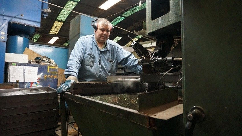 El horno para enlosado fue adaptado en la planta para alcanzar mejores prestaciones. Es uno de los pocos de la región.