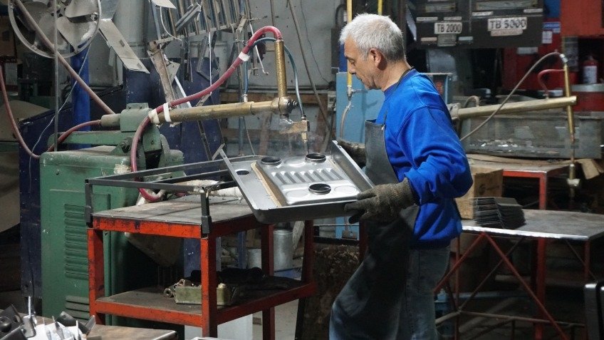 La cooperativa se llama IMPOPAR, con ?M?, pero los productos mantienen la marca INPOPAR, con ?N?. 