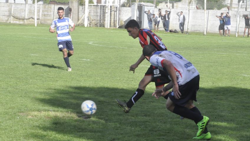 Se jugaron los cuartos de final y clasificaron los semifinalistas