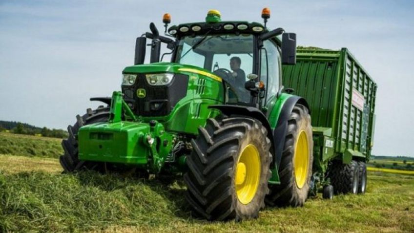 El campo se desindustrializa: maquinaria cae el 50%