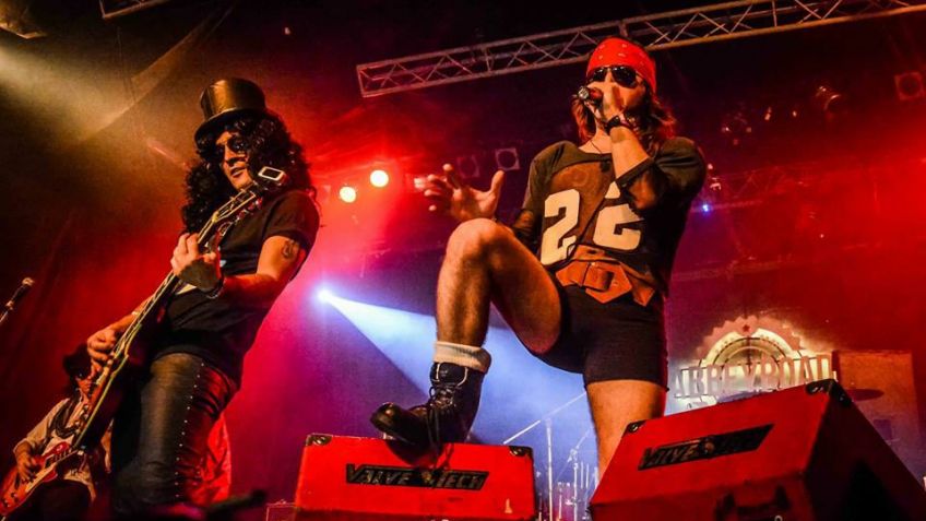 "La idea es que la gente viaje en el tiempo a la época dorada de los Guns N Roses"