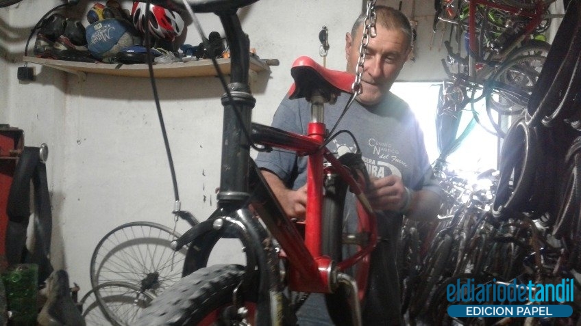 Bicicletero de barrio