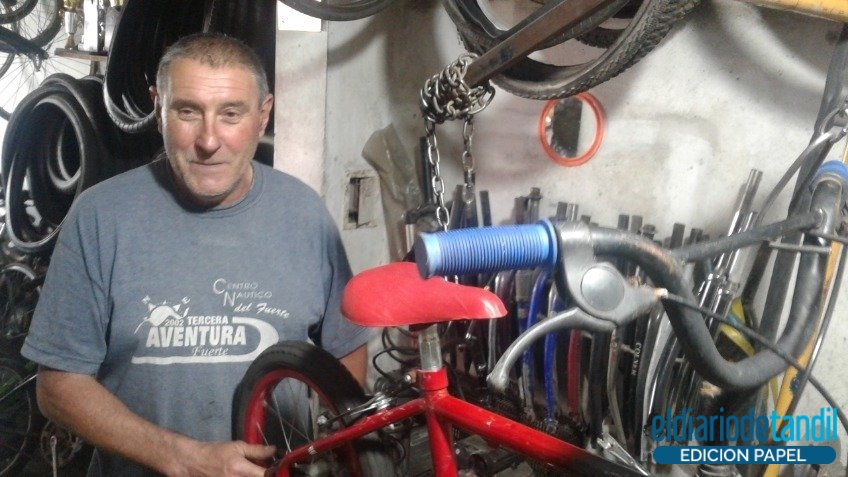 Bicicletero de barrio
