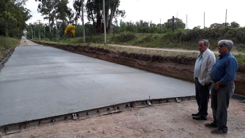 El Intendente supervisó la pavimentación de calle Figueroa