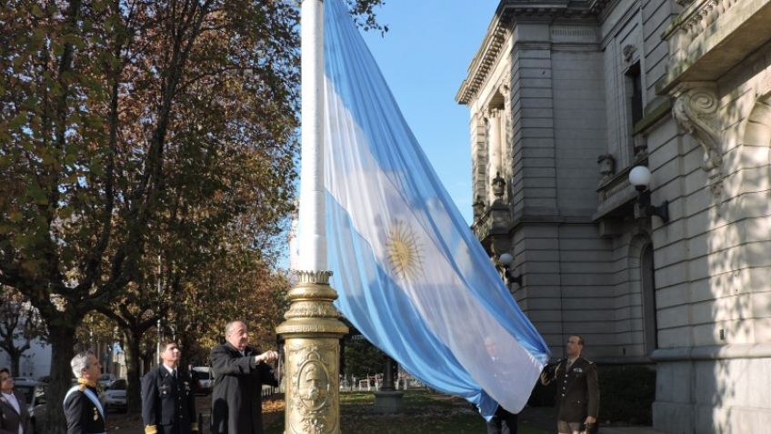 Insólito: se robaron la Bandera del Palacio Municipal