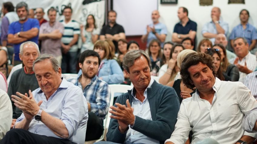 Juan Pablo Frolik asumió en la UCR, proclamando la unidad