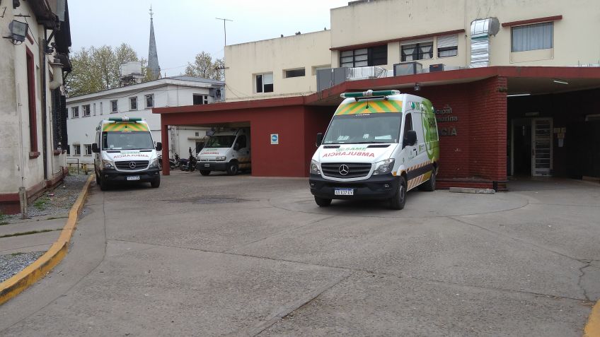 Le debía plata, discutieron y lo apuñaló