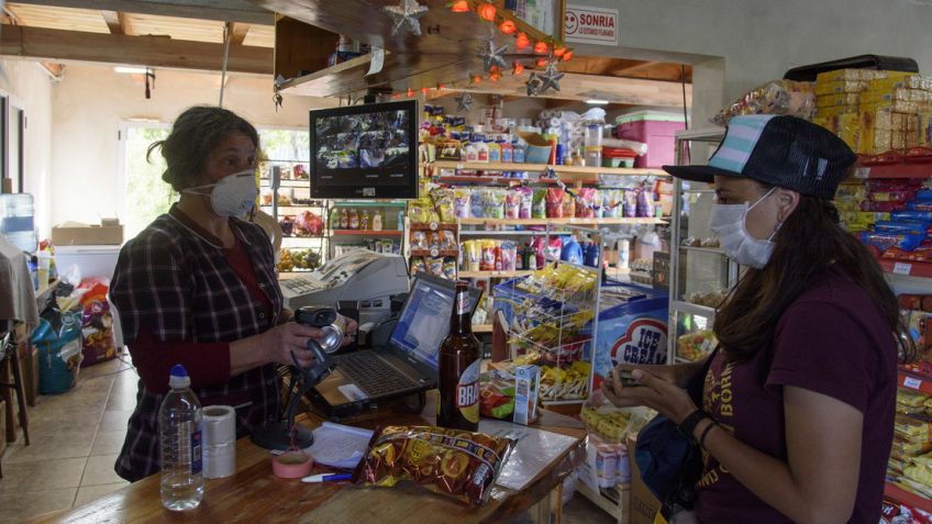 Confirman dos nuevos casos de hantavirus en Epuyén y piden a la gente que no salga de sus casas