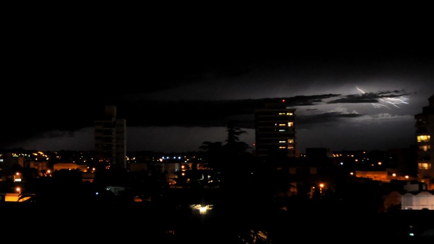 Miércoles: sigue calor y el anuncio de posibles tormentas durante la madrugada